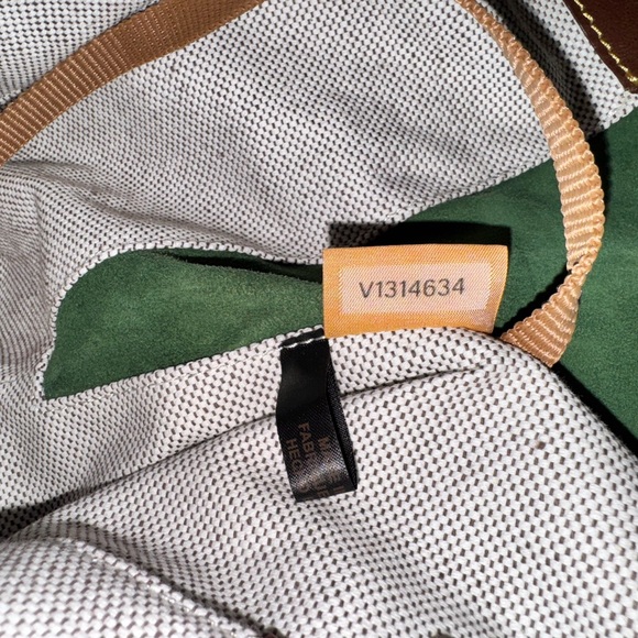 Dooney & Bourke Florentine Large Zip Barlow Tote - Chestnut In Color - Picture 13 of 15